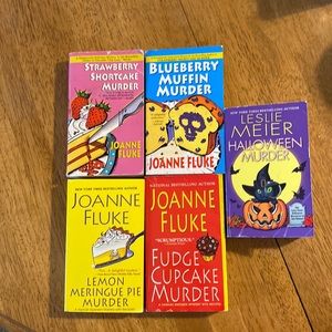 5 book lot